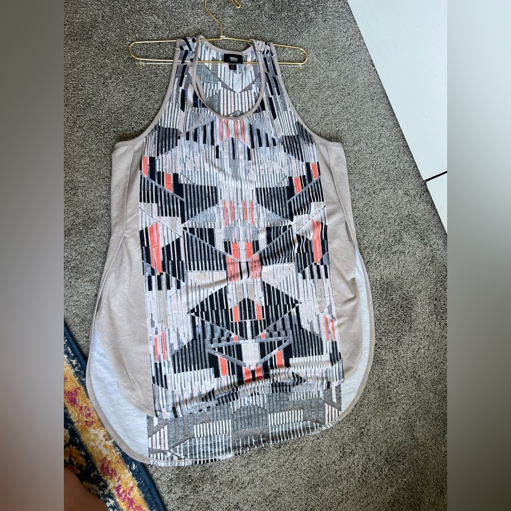 Massimo Black and Peach Geometric Tank Top